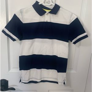 Gap kids boys, large short sleeve shirt. Color, blue, and white stripe.